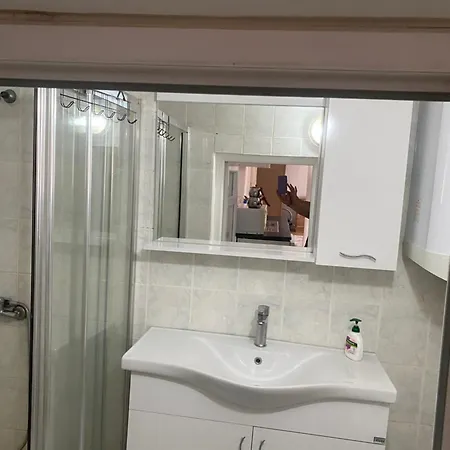 Alacati Carsi Icine 50 Metre Çeşme